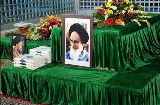 اعزام ۱۳۰۰ زائر بابلی به مرقد امام راحل در ۱۴ خرداد