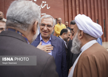 ظرفیت مازندران برای فعالیت در حوزه تولید دارو بسیار بالاست