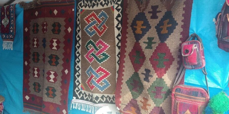 بازارچه صنایع دستی، نیاز اساسی هنرمندان غرب مازندران