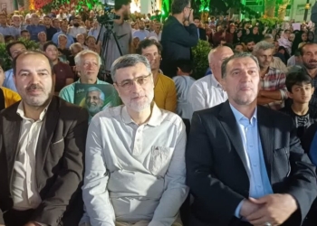 بیگانگان توسط جریان نفوذ ‌خواص بر کشورها مسلط می‌شوند