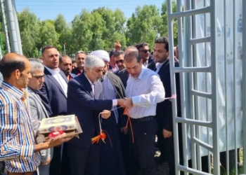 زمین فوتبال شهید کریمی رویان در شهرستان نور به بهره‌برداری رسید