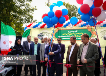 ایسنا - رونمایی از ۱۰ آمبولانس جدید در بابل