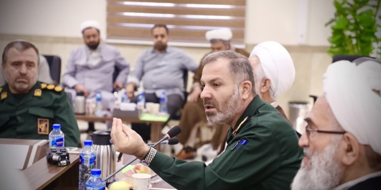 مسجد باید به هویت اسلامی خود بازگردد