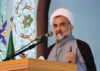 آمریکا و اسرائیل هیچ‌گاه نمی‌خواهند مسلمانان روی پای خود بایستند