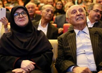 دولت، حمایت از نخبگان را در دستور کار دارد