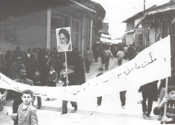 وقایع خونین آذر ۱۳۵۷ عامل ترغیب مردم بابل به حضور در مبارزات شد  