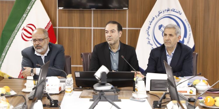 تلاش برای رفع نواقص طرح پزشک خانواده در شیراز و مازندران