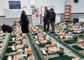 توزیع بسته‌های معیشتی «یلدای فاطمی» میان نیازمندان آملی
