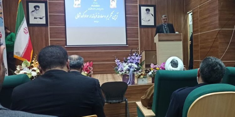 خدمت به مردم شاخصه اصلی مدیر در آموزه‌های دینی است