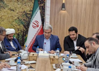 دولت چهاردهم به اشتغال و مردمی‌سازی اقتصادی نگاه ویژه‌ای دارد