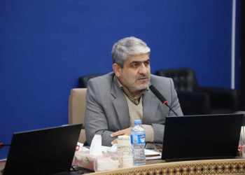 شهرداری‌ها از جذب نیرو خودداری کنند