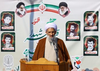 مردم به امام و شهدا باور قلبی دارند