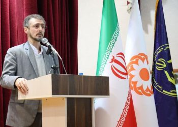 معجزه کار مددکار به اوج رساندن است