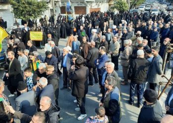 نمازگزاران مازندرانی در حمایت از جبهه مقاومت راهپیمایی کردند
