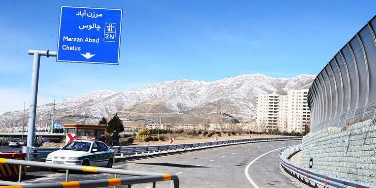 گلایه فرماندار چالوس از جانمایی استقرار آمبولانس در آزادراه تهران - شمال