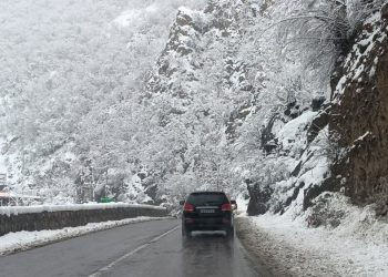 تداوم محدودیت‌های ترافیکی در کیاسر و هراز / احتمال بازگشایی محور کندوان از امشب