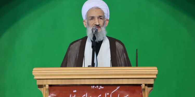 رژیم سفاک اسرائیل به دست مستضعفین جهان محو می‌شود