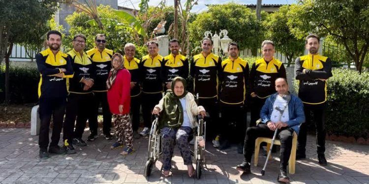 اقدام فرهنگی و مهربانانه باشگاه رسانه ورزش مازندران در جمع سالمندان