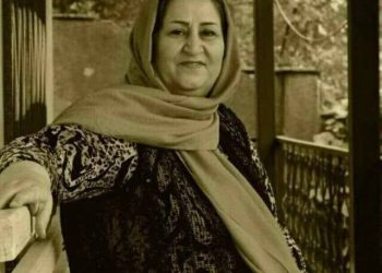 بالابردن سطح آگاهی و اجتناب از افراط و تفریط مسئولیت زنان امروز
