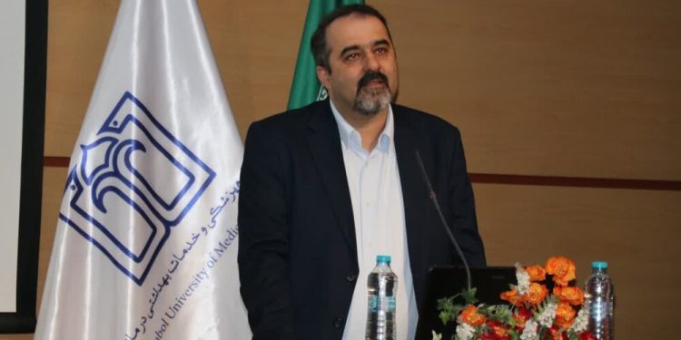  دانشجویان میهن‌پرستی را در خود تقویت کنند