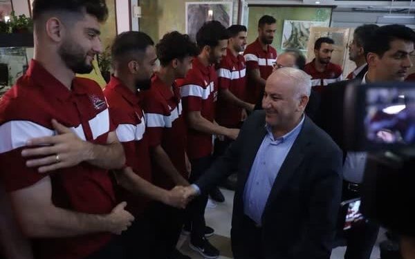 وعده پاداش استاندار مازندران به بازیکنان نساجی برای برد مقابل پرسپولیس