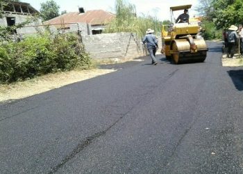 اجرای نهضت آسفالت در روستاهای شهرستان ساری/ آسفالت ۱۰ روستا در دو ماه