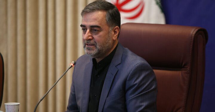  آقای حسینی‌پور از پاسخگویی فرار نکن!