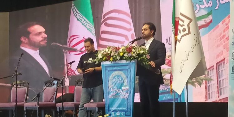 خیرین مدرسه‌ساز، فرهنگ و تمدن ایران را می‌سازند