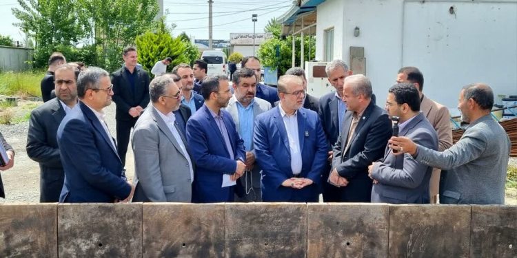 دادگستری مازندران به مشکل کمبود آب شرب شهر سرخرود ورود کرد