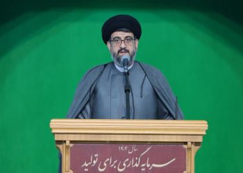 دشمن برای از بین بردن تمدن تلاش می‌کند