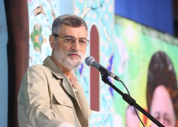 شهید رئیسی به دنبال کسب آبرو از ولایت نبود