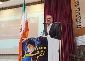 لزوم مکلف کردن آموزش و پرورش برای اصلاح قانون رتبه‌بندی معلمان