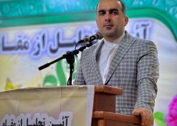 معلمان به دانش و فناوری روز مسلط باشند