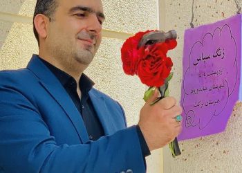 معلمان سبب پویایی و بیداری جامعه می‌شوند