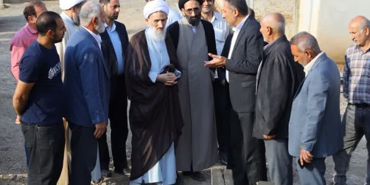 بازدید آیت الله محمدی لائینی از روند احداث مسجد صاحب الزمان (عج) روستای ترکام بخش چهاردانگه