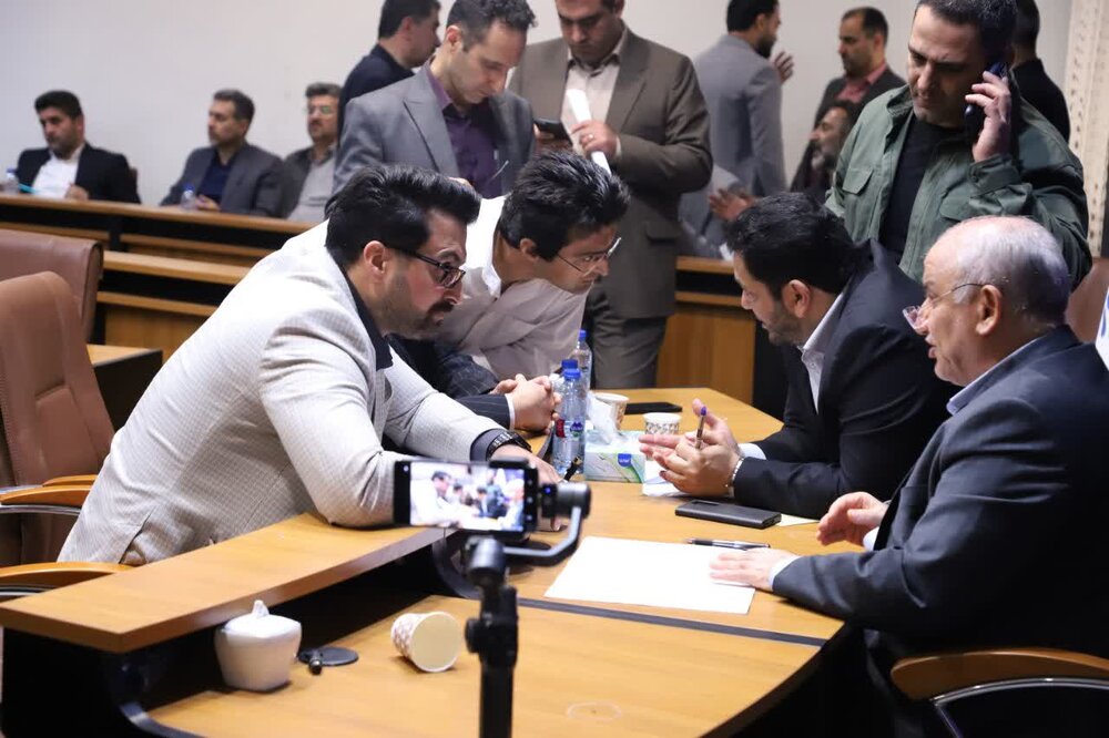 بررسی مشکلات اهالی نور در دیدار با استاندار مازندران