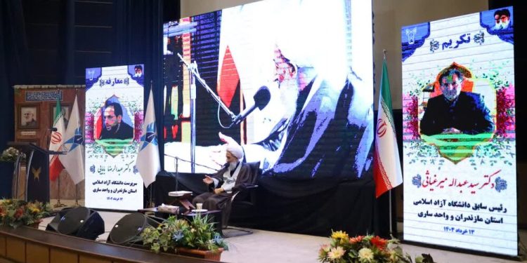 دانشگاه‌ها باید در راستای ارزش‌های انقلاب، امام و شهدا گام بردارند