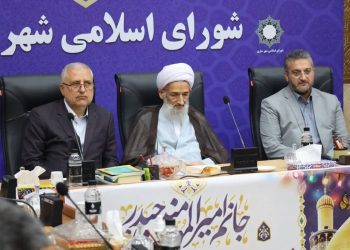 دهه ولایت فرصتی برای خدمت بی‌منت است