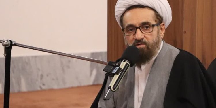 شعائر اسلامی باید با قوت و صلابت حفظ شوند