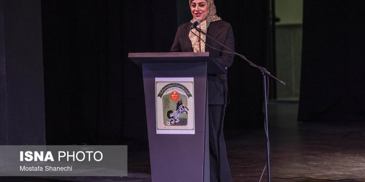 مراسم رونمایی کتاب «پیتر و گرگ» شهداد روحانی در ساری