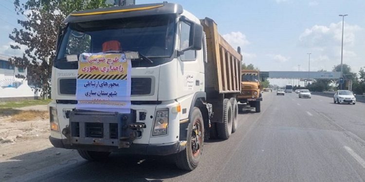 اجرای عملیات راهداری محوری در مرکز مازندران