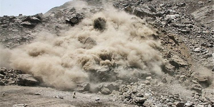 ریزش کوه در بلده مازندران جان ۲ نفر را گرفت