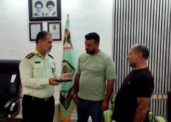 بازگشت کیف حاوی دلار و طلا به گردشگر عراقی