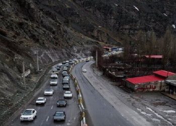 ترافیک در جاده‌های هراز و کندوان پرحجم و سنگین است