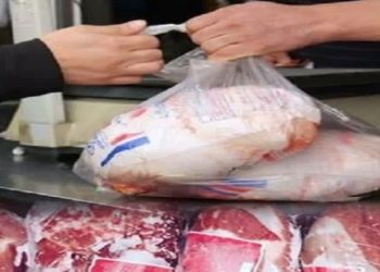 توزیع ۱۴ تن مرغ منجمد تنظیم بازاری در آمل با هدف کنترل قیمت‌ها