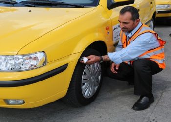 نظارت بر تردد وسایل نقلیه عمومی در محور‌های مازندران؛ ۱۲ هزار دستگاه کنترل شد