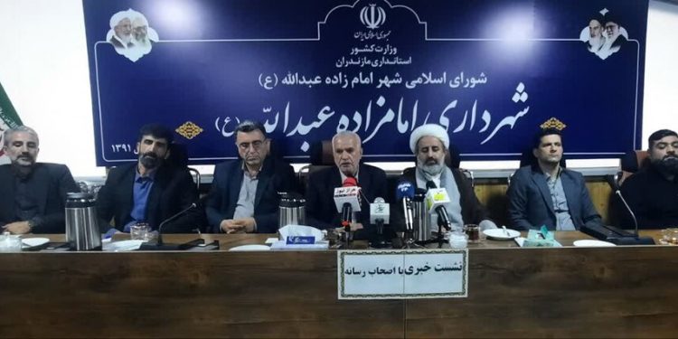 غبار و آلاینده‌های قطب صنعتی مازندران بر سر شهروندان امامزاده عبدالله آمل