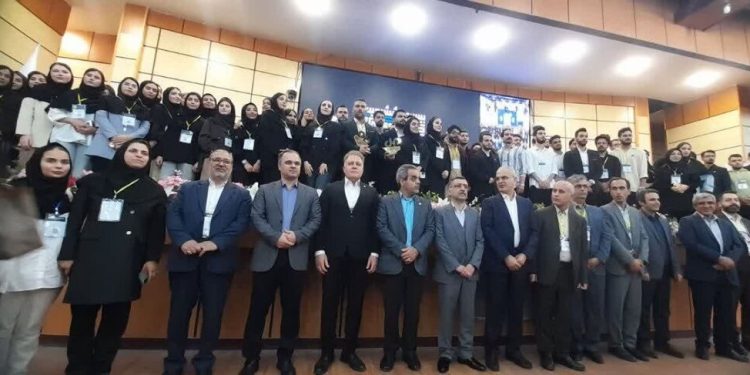 فینال نخستین «استارتاپ ویکند» دانشجویان علوم پزشکی کشور در ساری برگزار شد