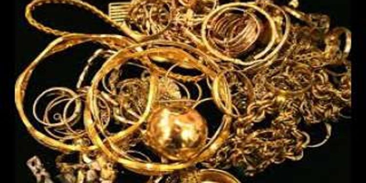 کشف طلاجات شده از منزل در فریدونکنار