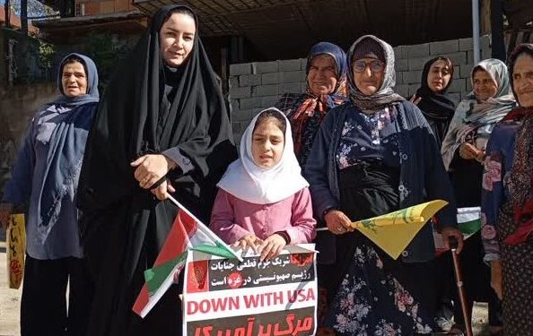 «طلا» مردم این روستا را مقابل آمریکا و اسرائیل متحد کرد+ تصاویر